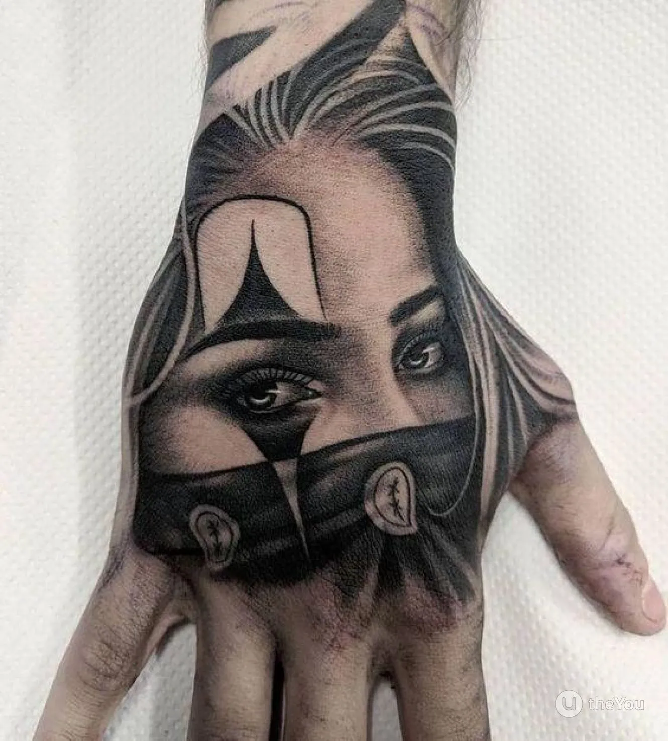 Tatuaje #3175 en la página web theYou