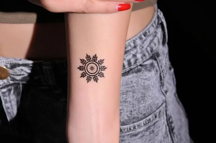 Tatuaje arbol pequeño - Imagui