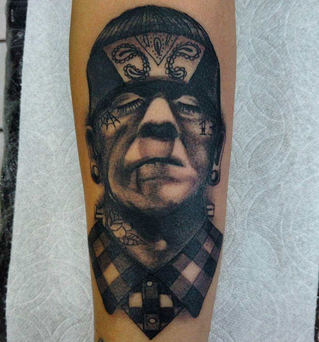 ▷ Tatuaje del artista Mexicano Oscar Ortiz, Frankenstein cholo | Tatuajes y más ▷ Tatuaje del artista Mexicano Oscar Ortiz, Frankenstein cholo | Tatuajes y más