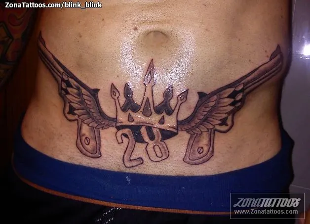 Tatuaje de BLink_BLink - Cintura Números Coronas Tatuaje de BLink_BLink - Cintura Números Coronas