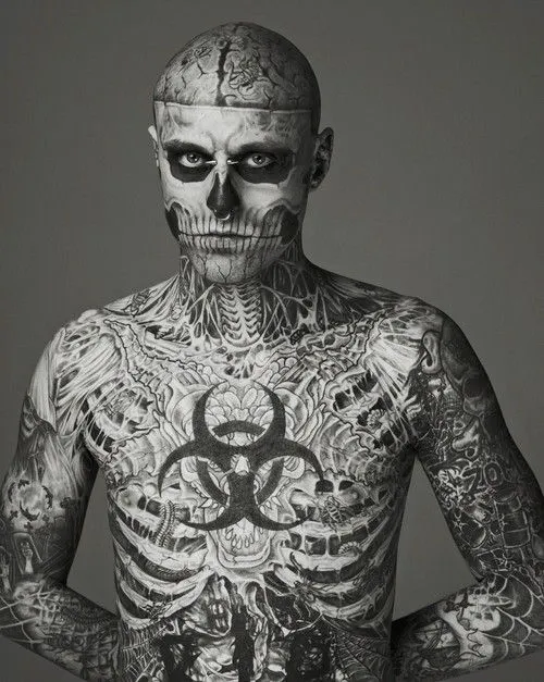 Tatuaje de Calavera en cuerpo completo | Bocetos de Tatuajes Tatuaje de Calavera en cuerpo completo | Bocetos de Tatuajes