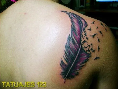 tatuaje-de-pluma-en-color- ...