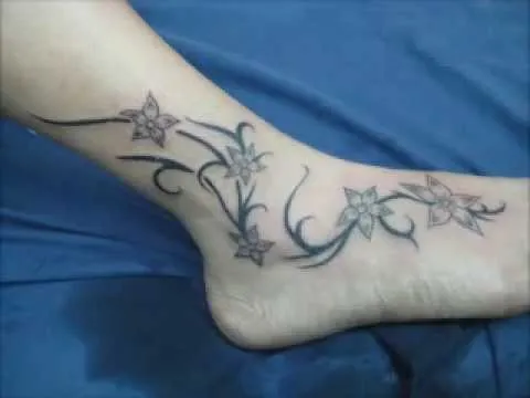 tatuaje enredadera tribal con flores en el tobillo - YouTube tatuaje enredadera tribal con flores en el tobillo - YouTube