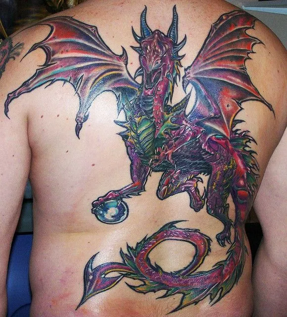 tatuaje-espalda-hombres-dragon ...