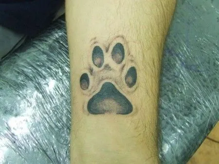 Huella de perro tatuaje - Imagui