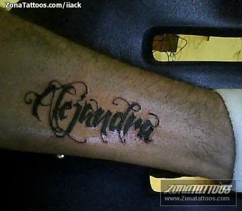 Tatuaje de iiAck - Nombres Letras Alejandra Tatuaje de iiAck - Nombres Letras Alejandra