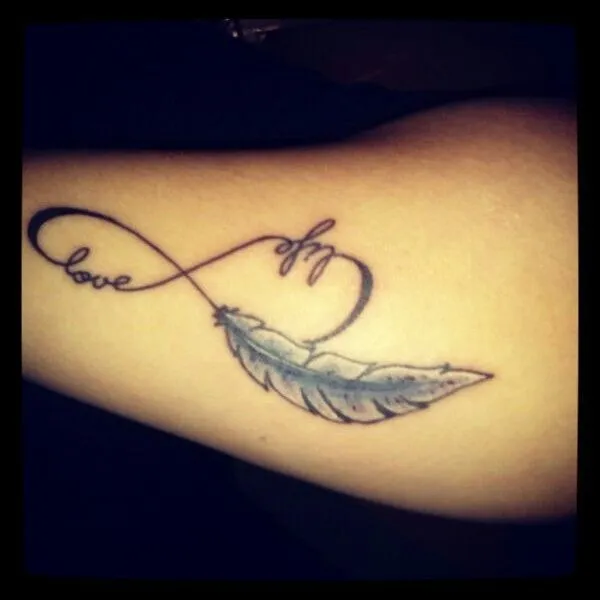 Tatuaje infinito love/live | Tatuajes que me encantan | Pinterest