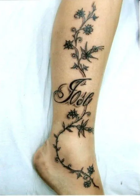TATUAJE DEL NOMBRE JONATHAN EN EL ANTEBRAZO TATUAJE DEL NOMBRE JONATHAN EN EL ANTEBRAZO