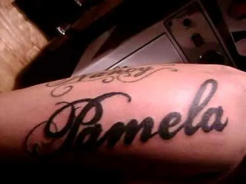 tatuaje nombres antebrazo, 3 seción. - YouTube tatuaje nombres antebrazo, 3 seción. - YouTube