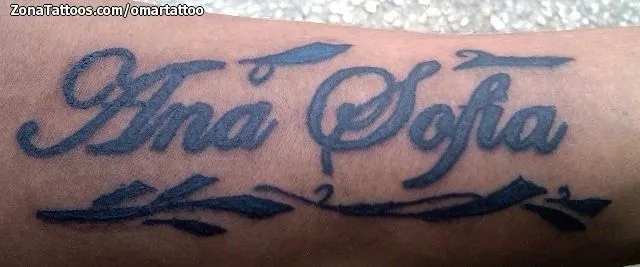 Tatuaje de omartattoo - Letras Sofía Ana