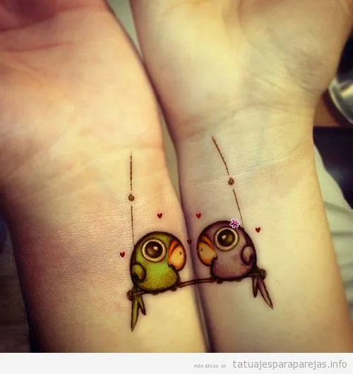 Tatuaje en pareja, dos agapornis enamorados | Tatuajes para ... Tatuaje en pareja, dos agapornis enamorados | Tatuajes para ...