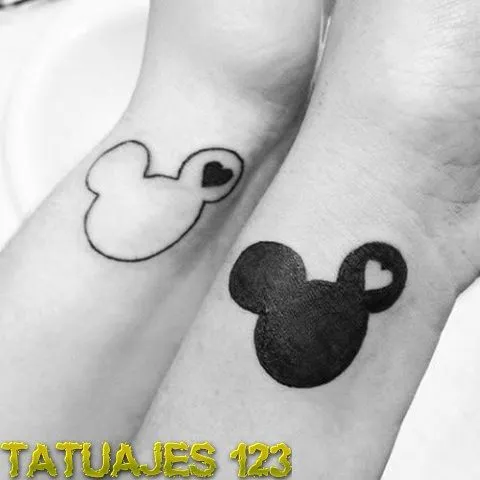 tatuaje-pareja-de-mickey.jpg