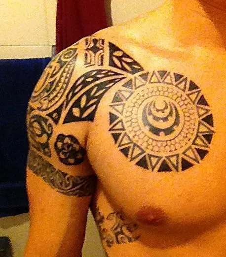 Tatuaje polinesio hombro | Yo | Pinterest