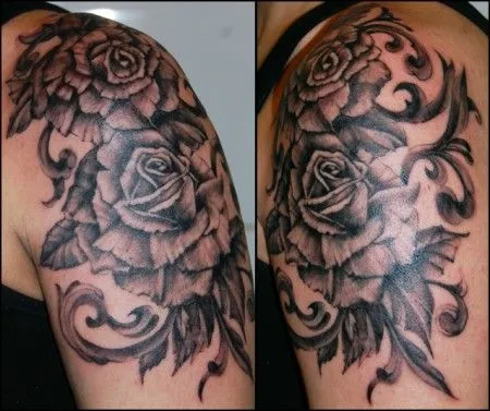 TATUAJE DE DOS ROSAS EN EL BRAZO