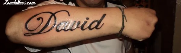 Tatuaje de SkinTattoo - Nombres David