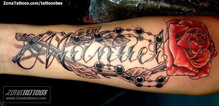Tatuaje de tattoosbes - Nombres Rosas Letras Tatuaje de tattoosbes - Nombres Rosas Letras