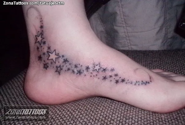 Tatuaje de tatuajesctm - Estrellas Astronomía Pie