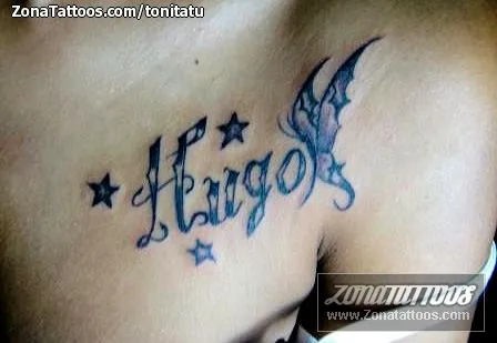 Tatuaje de tonitatu - Pecho Letras Nombres