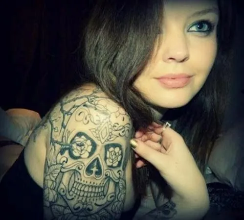 TATUAJES DE CALAVERAS PARA MUJERES - TATUAJES PARA MUJERES