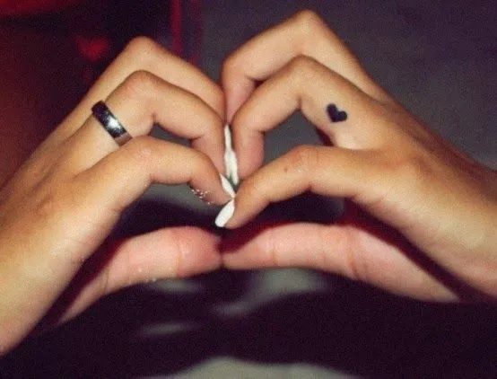TATUAJES DE CORAZONES PARA MUJERES - TATUAJES PARA MUJERES TATUAJES DE CORAZONES PARA MUJERES - TATUAJES PARA MUJERES