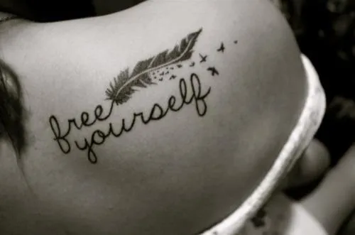 Tatuajes para Mujer en la espalda