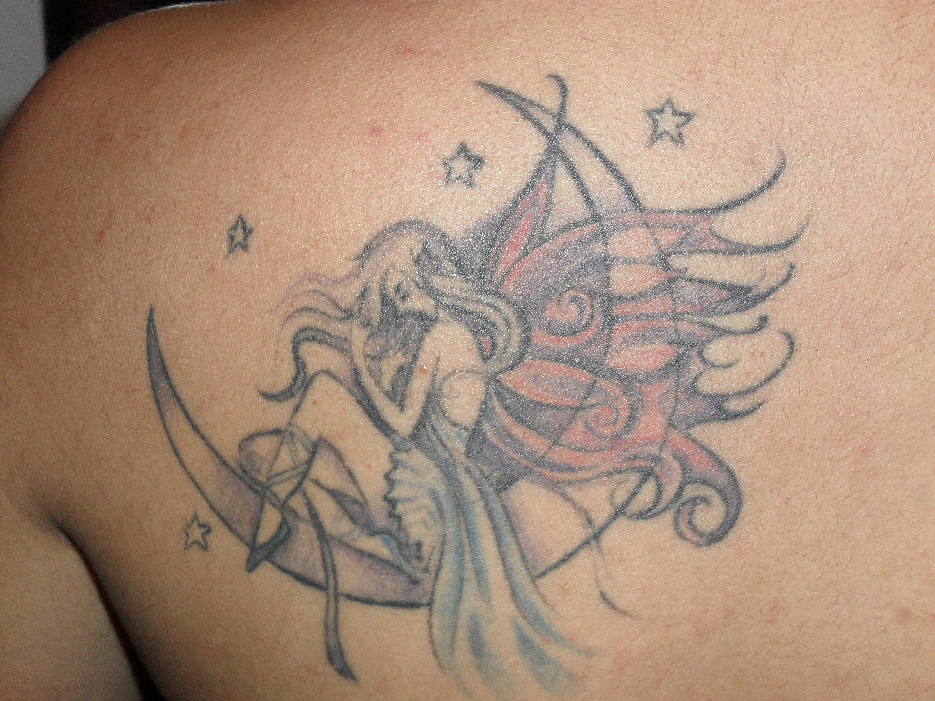 Tatuajes de hadas en la luna - Imagui