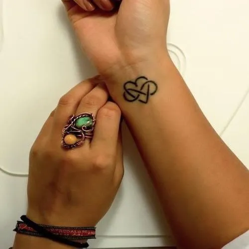 Tatuajes chiquitos para mujer - Imagui