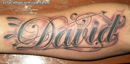 Tatuajes del nombre Adrián