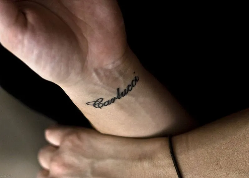 Tatuajes de nombres en la muñeca | Entretenimiento Cultura Pop | Univision Tatuajes de nombres en la muñeca | Entretenimiento Cultura Pop | Univision