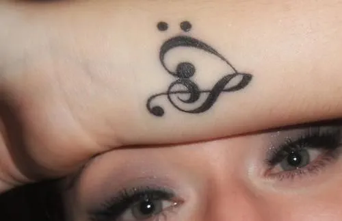 Tatuajes de notas musicales | Belagoria
