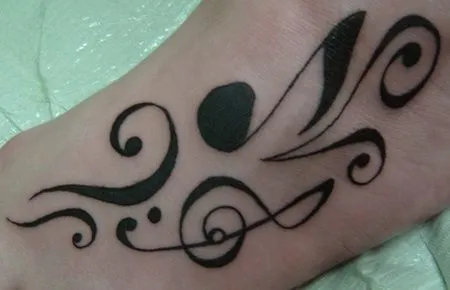 Tatuajes de notas musicales - Cuerpo y Arte | ..::Tatuajes ... Tatuajes de notas musicales - Cuerpo y Arte | ..::Tatuajes ...