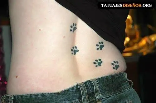 Tatuajes de patitas de perro | Belagoria | la web de los tatuajes Tatuajes de patitas de perro | Belagoria | la web de los tatuajes