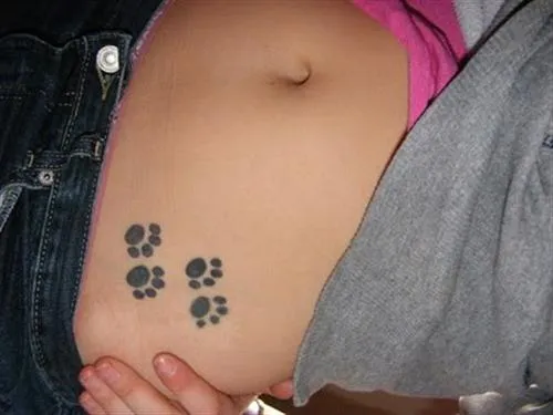 Tatuajes de pisadas de gatos ~ Fotos de Tatuajes Tatuajes de pisadas de gatos ~ Fotos de Tatuajes