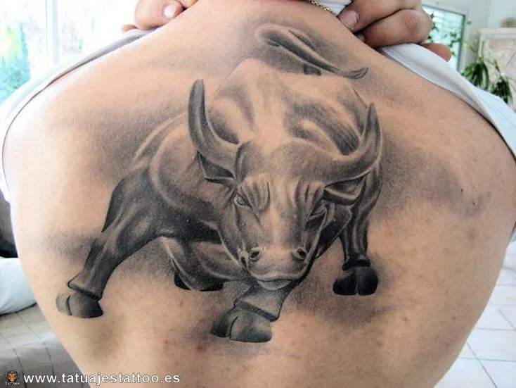 Tatuajes De Toros en Pinterest | Tatuajes De Cráneo De Toro ...