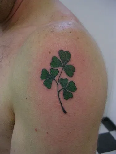 NUEVOS TATUAJES.Dibujos,Diseños, Fotos de tattoos.: Tatuaje trebol ...