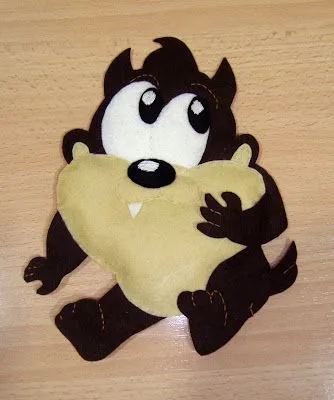 qkdas: DEMONIO DE TASMANIA BEBÉ