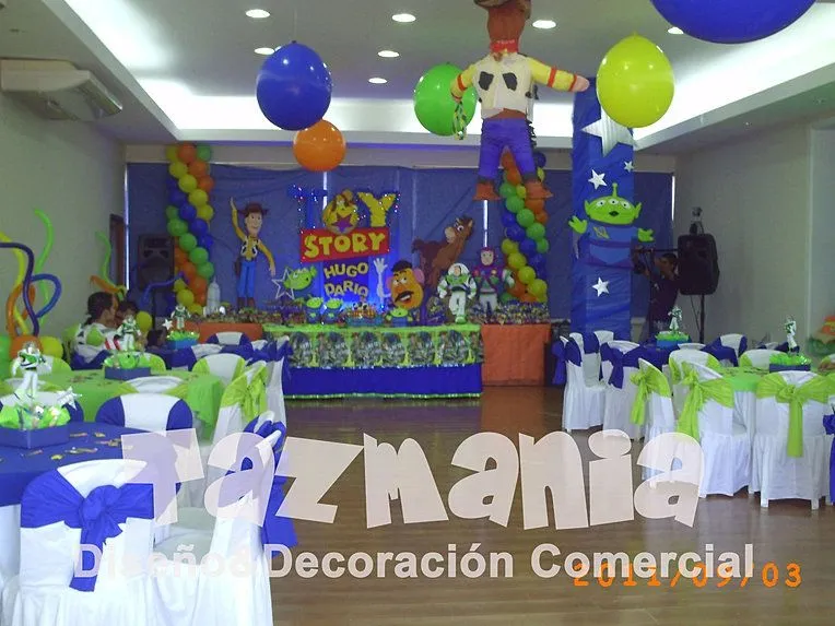 Tazmania diseño y decoración comercial. Decoración en Icopor. Tazmania diseño y decoración comercial. Decoración en Icopor.