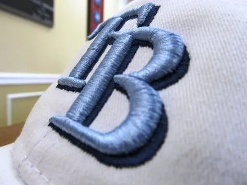 Tecnica bordados 3D relieve (Solucion Real) - YouTube Tecnica bordados 3D relieve (Solucion Real) - YouTube