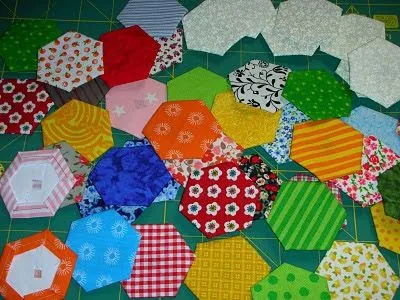 Técnica de Patchwork El Jardín de la Abuela | Portaldelabores.com ... Técnica de Patchwork El Jardín de la Abuela | Portaldelabores.com ...