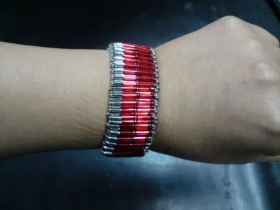 TEJEJEJE: PRENDEDORES FOLKLORICOS Y PULSERA!!!!!!!!!!!