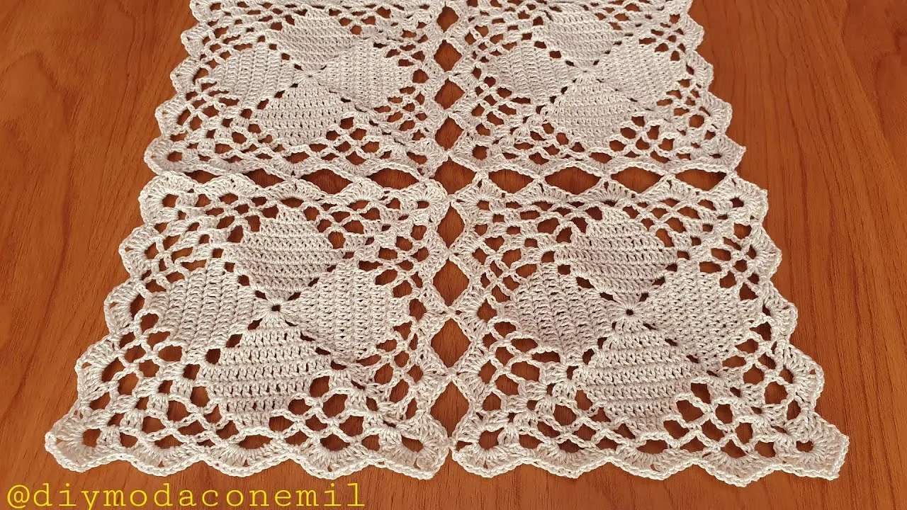 Como tejer camino de mesa o mantel con pastillas cuadradas a crochet - YouTube Como tejer camino de mesa o mantel con pastillas cuadradas a crochet - YouTube