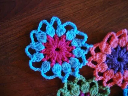 TEJIDOS CROCHET: A unir flores¡¡