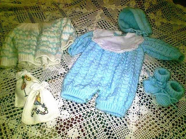 MIS TEJIDOS: ENTERIZO RECIEN NACIDO (bebe)