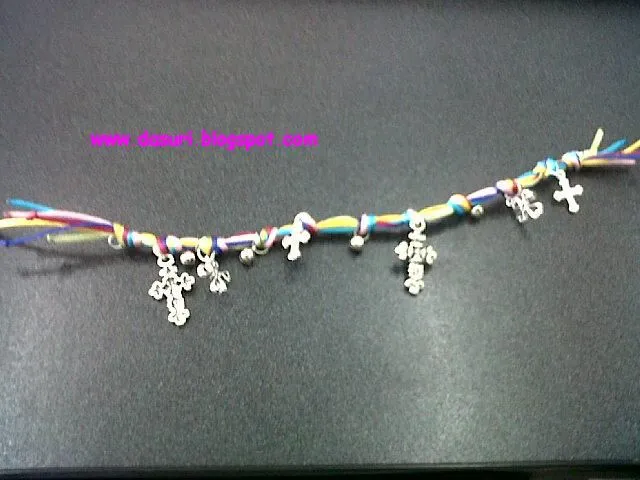TEJIDOS Y ALGO MAS: PULSERA DE NUDOS CON LISTON Y COLA DE RATA TEJIDOS Y ALGO MAS: PULSERA DE NUDOS CON LISTON Y COLA DE RATA