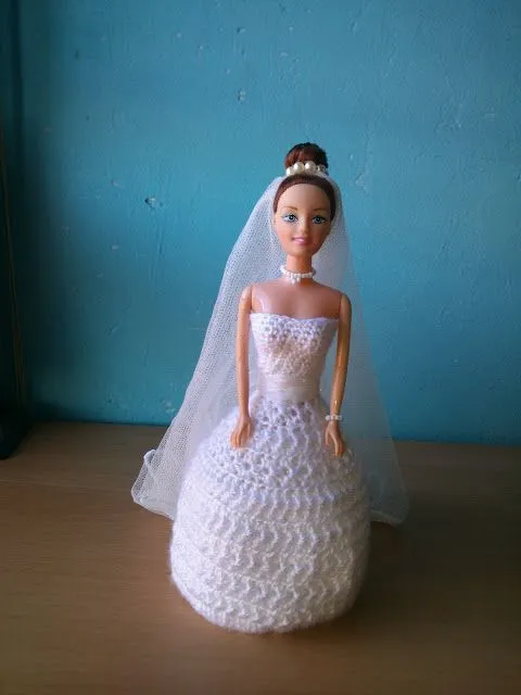 Tejidos Noami: MUÑECA VESTIDA A CROCHET NOVIA Tejidos Noami: MUÑECA VESTIDA A CROCHET NOVIA