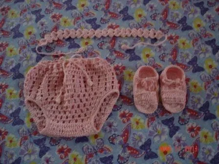 TEJIENDO CROCHET CON MINTE: Ajuar para niña