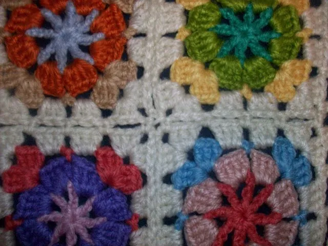 Tejiendo las Horas: PAP Como unir grannys a crochet.
