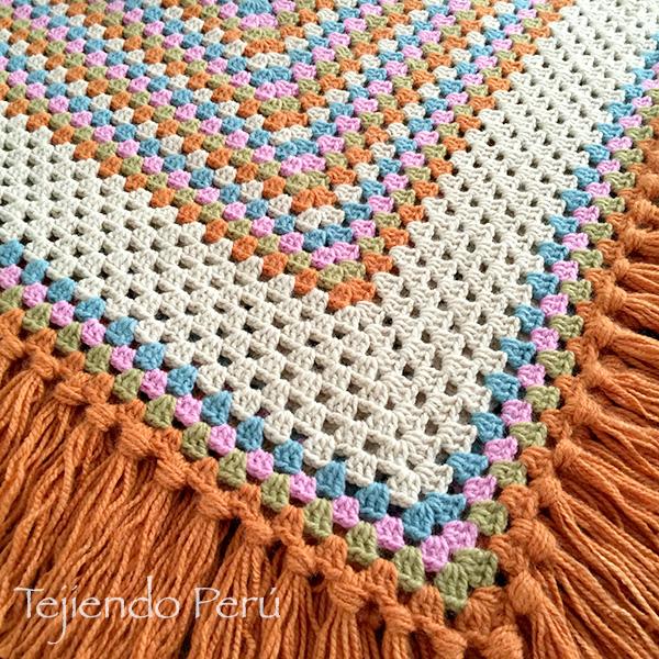 Tejiendo Perú on Twitter: "Detalles del #poncho con capucha en ... Tejiendo Perú on Twitter: "Detalles del #poncho con capucha en ...