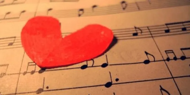 Tema Master: Canciones de amor de antes y ahora - Kebuena Tema Master: Canciones de amor de antes y ahora - Kebuena