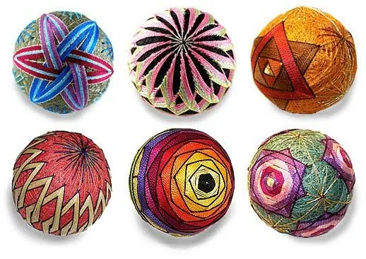 Temari: El arte chino de hacer esferas bordadas | La Guarida Geek Temari: El arte chino de hacer esferas bordadas | La Guarida Geek